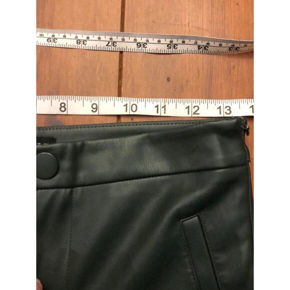 ZARA Green Faux Leather Leggings High Rise Ankle Zippers - Picture 9 of 12